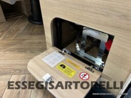 CHAUSSON ETAPE 650 GARAGE 636 CM 01/2025 KM 3.264 DOPPIO CLIMA pieno