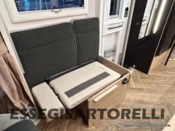 CHAUSSON ETAPE 650 GARAGE 636 CM 01/2025 KM 3.264 DOPPIO CLIMA pieno