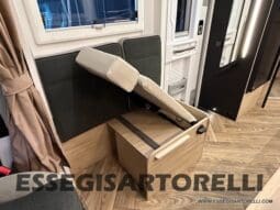 CHAUSSON ETAPE 650 GARAGE 636 CM 01/2025 KM 3.264 DOPPIO CLIMA pieno