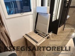 CHAUSSON ETAPE 650 GARAGE 636 CM 01/2025 KM 3.264 DOPPIO CLIMA pieno