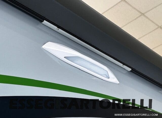 CHAUSSON NEW 2026 TITANIUM 650 165 CV POWER AUTOMATICO 639 CM pieno