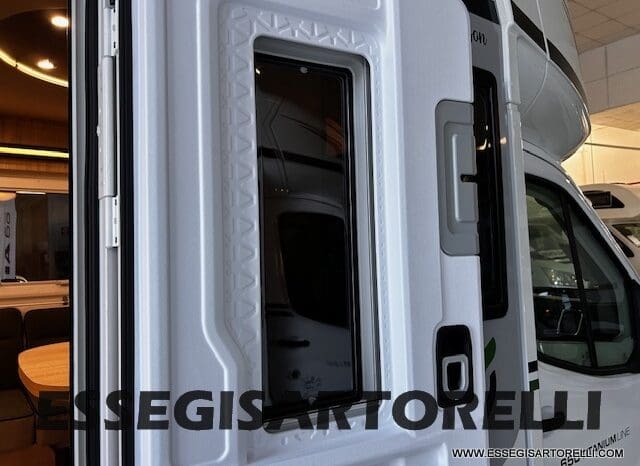 CHAUSSON NEW 2026 TITANIUM 650 165 CV POWER AUTOMATICO 639 CM pieno