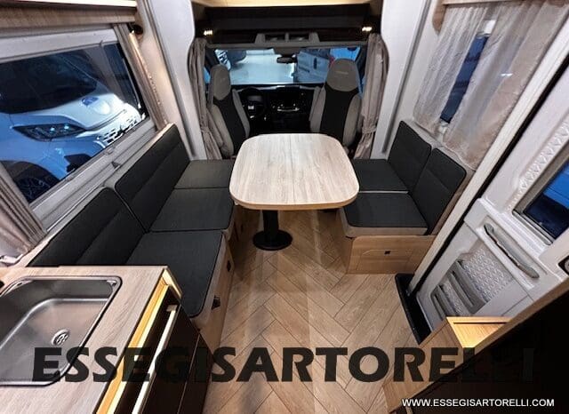 CHAUSSON NEW 2026 TITANIUM 650 165 CV POWER AUTOMATICO 639 CM pieno
