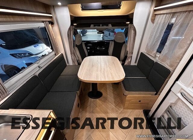 CHAUSSON NEW 2026 TITANIUM 650 165 CV POWER AUTOMATICO 639 CM pieno