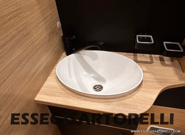 CHAUSSON NEW 2026 TITANIUM 650 165 CV POWER AUTOMATICO 639 CM pieno
