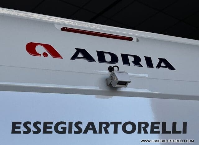 ADRIA MATRIX M 670 SP FULL UNIPROP. 165 CV POWER 2020 PORTAMOTO CLIMA pieno