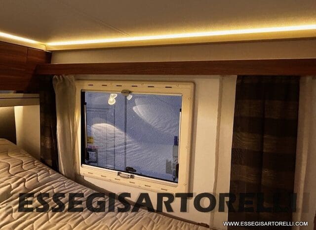 ADRIA MATRIX PLUS M 670 SL GEMELLI GARAGE 2015 DOPPIO CLIMA pieno