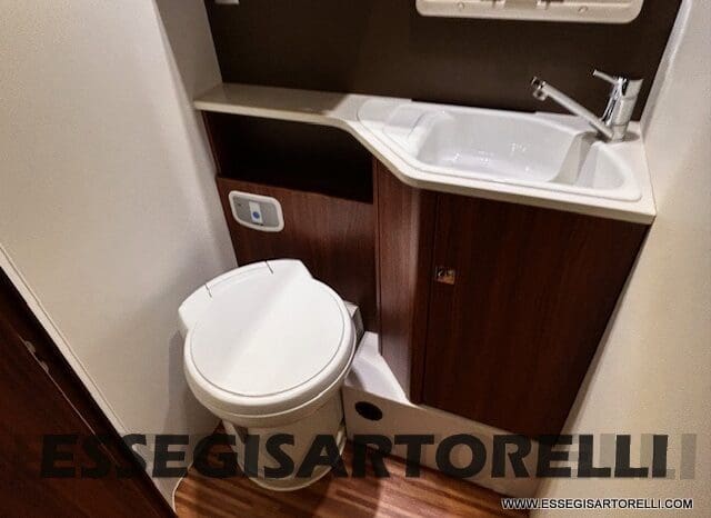 ADRIA MATRIX PLUS M 670 SL GEMELLI GARAGE 2015 DOPPIO CLIMA pieno