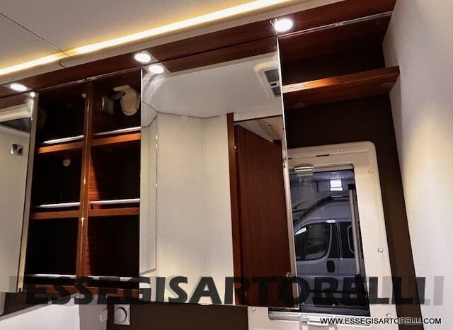 ADRIA MATRIX PLUS M 670 SL GEMELLI GARAGE 2015 DOPPIO CLIMA pieno