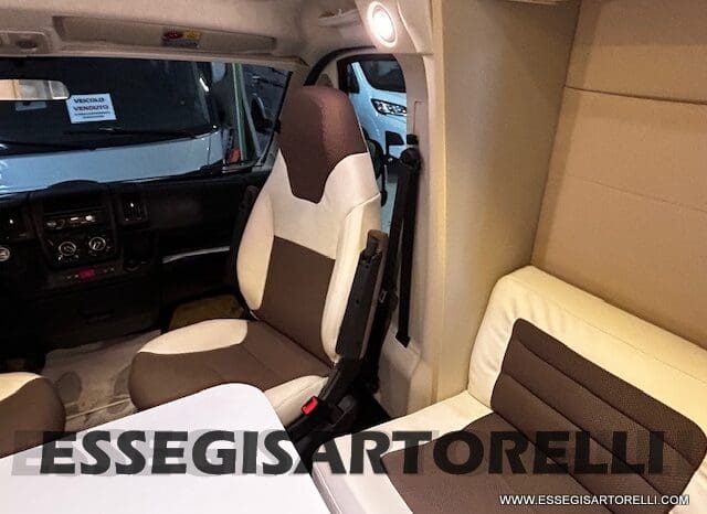 ADRIA MATRIX PLUS M 670 SL GEMELLI GARAGE 2015 DOPPIO CLIMA pieno