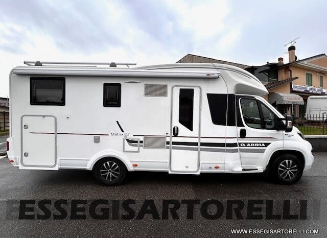 ADRIA MATRIX PLUS M 670 SP 180 CV POWER BASCULANTE MAXI GARAGE UNIPROPR. 2017 pieno