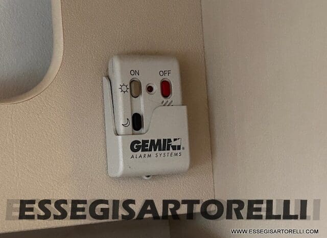 ADRIA MATRIX PLUS M 670 SP 180 CV POWER BASCULANTE MAXI GARAGE UNIPROPR. 2017 pieno