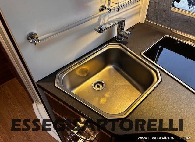 ADRIA MATRIX PLUS M 670 SP 180 CV POWER BASCULANTE MAXI GARAGE UNIPROPR. 2017 pieno