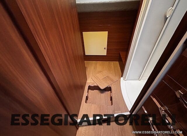 ADRIA MATRIX PLUS M 670 SP 180 CV POWER BASCULANTE MAXI GARAGE UNIPROPR. 2017 pieno