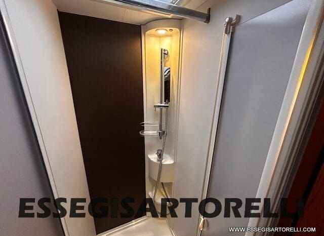 ADRIA MATRIX PLUS M 670 SP 180 CV POWER BASCULANTE MAXI GARAGE UNIPROPR. 2017 pieno