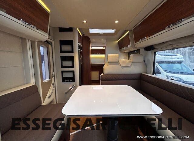 ADRIA MATRIX PLUS M 670 SP 180 CV POWER BASCULANTE MAXI GARAGE UNIPROPR. 2017 pieno