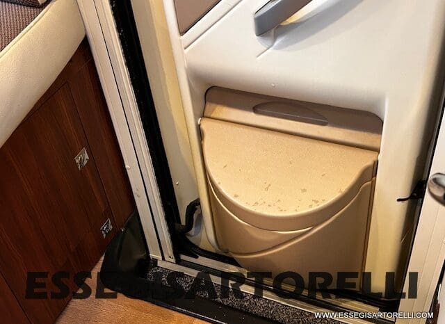 ADRIA MATRIX PLUS M 670 SP 180 CV POWER BASCULANTE MAXI GARAGE UNIPROPR. 2017 pieno