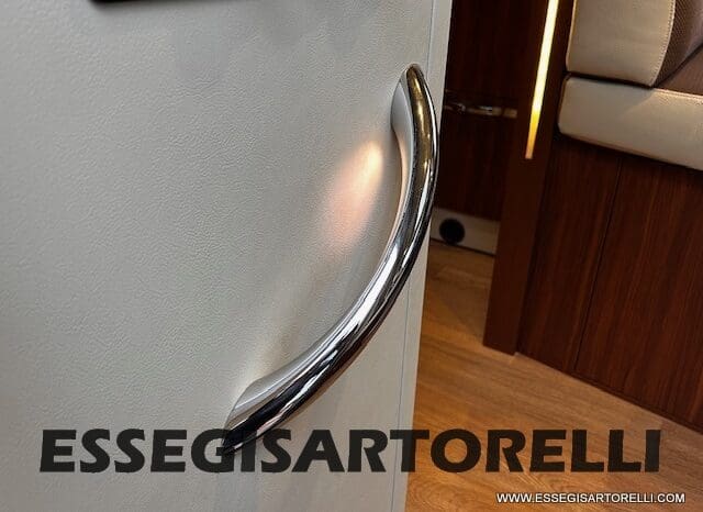 ADRIA MATRIX PLUS M 670 SP 180 CV POWER BASCULANTE MAXI GARAGE UNIPROPR. 2017 pieno