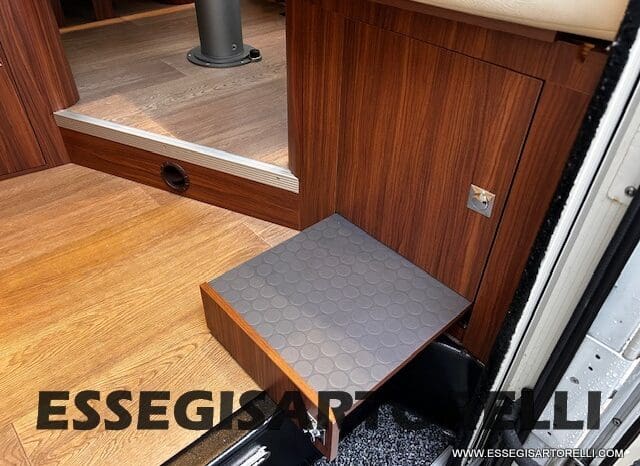 ADRIA MATRIX PLUS M 670 SP 180 CV POWER BASCULANTE MAXI GARAGE UNIPROPR. 2017 pieno