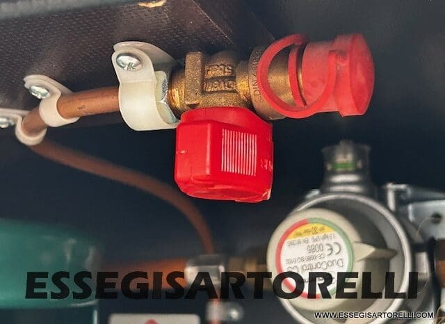 ADRIA MATRIX PLUS M 670 SP 180 CV POWER BASCULANTE MAXI GARAGE UNIPROPR. 2017 pieno