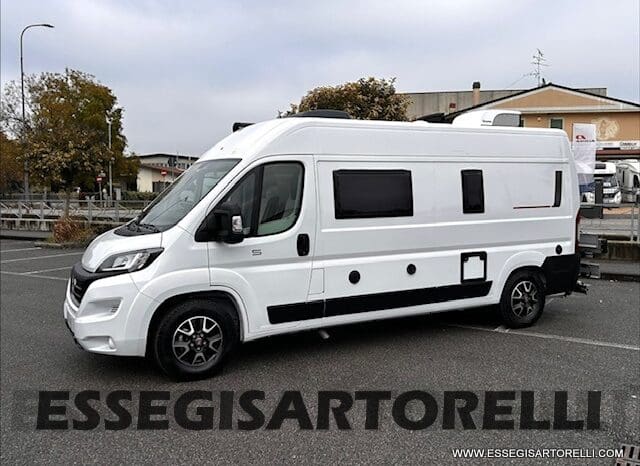 ROLLER TEAM LIVINGSTONE 5 UNIPR. VAN 599 10/2024 NEW DUCATO TRUMA DIESEL KM 3.733 pieno