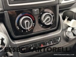 ROLLER TEAM LIVINGSTONE 5 UNIPR. VAN 599 10/2024 NEW DUCATO TRUMA DIESEL KM 3.733 pieno