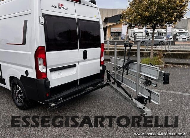 ROLLER TEAM LIVINGSTONE 5 UNIPR. VAN 599 10/2024 NEW DUCATO TRUMA DIESEL KM 3.733 pieno