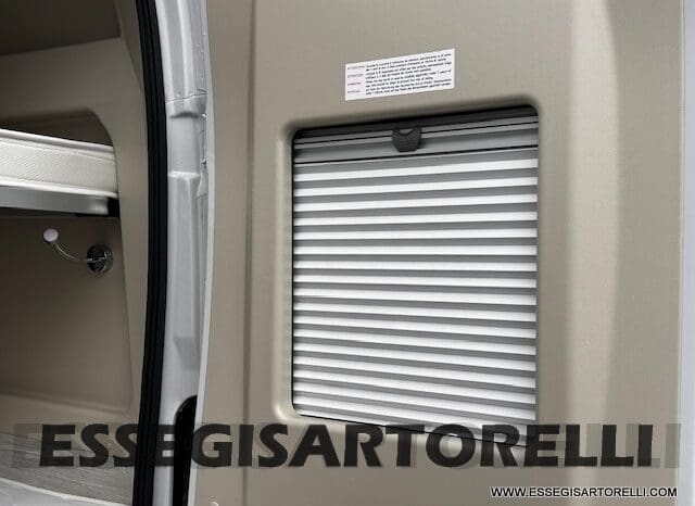 ROLLER TEAM LIVINGSTONE 5 UNIPR. VAN 599 10/2024 NEW DUCATO TRUMA DIESEL KM 3.733 pieno