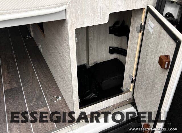 ROLLER TEAM LIVINGSTONE 5 UNIPR. VAN 599 10/2024 NEW DUCATO TRUMA DIESEL KM 3.733 pieno