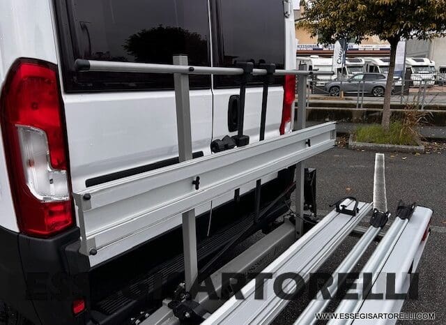 ROLLER TEAM LIVINGSTONE 5 UNIPR. VAN 599 10/2024 NEW DUCATO TRUMA DIESEL KM 3.733 pieno