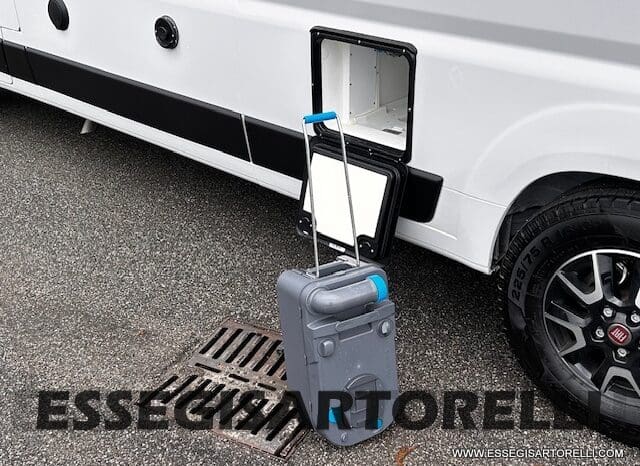 ROLLER TEAM LIVINGSTONE 5 UNIPR. VAN 599 10/2024 NEW DUCATO TRUMA DIESEL KM 3.733 pieno