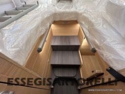 ADRIA SONIC PLUS 700 SL GARAGE LETTI GEMELLI GAMMA 2025 FARI LED E UCONNECT 10″ pieno