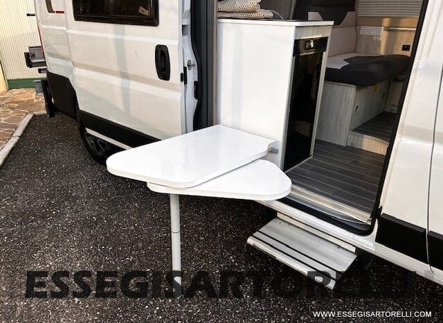 ROLLER TEAM LIVINGSTONE 5 UNIPR. VAN 599 10/2024 NEW DUCATO TRUMA DIESEL KM 3.733 pieno