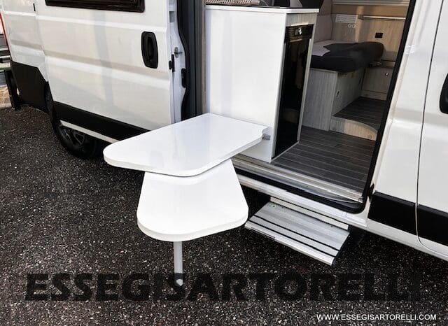 ROLLER TEAM LIVINGSTONE 5 UNIPR. VAN 599 10/2024 NEW DUCATO TRUMA DIESEL KM 3.733 pieno