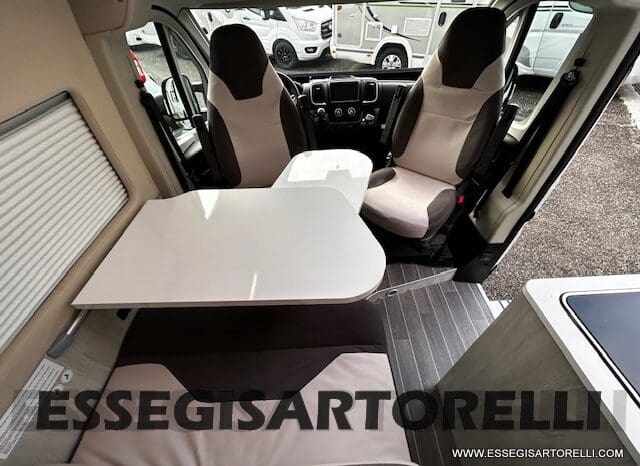 ROLLER TEAM LIVINGSTONE 5 UNIPR. VAN 599 10/2024 NEW DUCATO TRUMA DIESEL KM 3.733 pieno