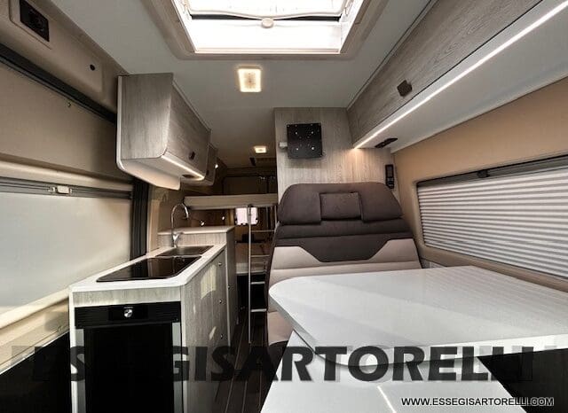 ROLLER TEAM LIVINGSTONE 5 UNIPR. VAN 599 10/2024 NEW DUCATO TRUMA DIESEL KM 3.733 pieno