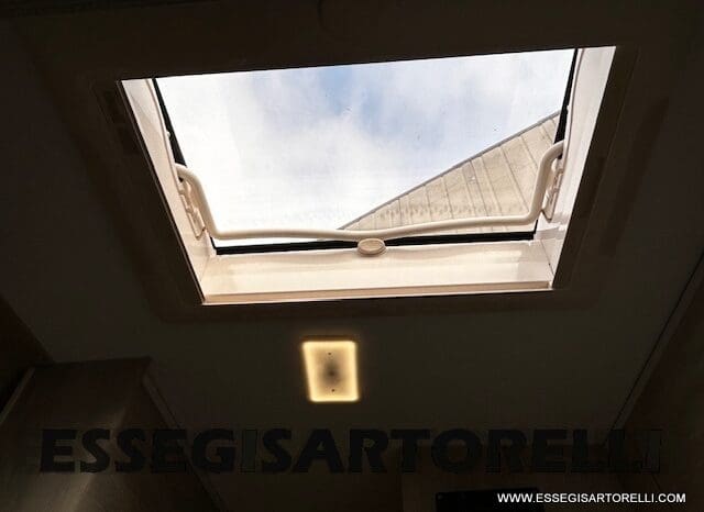 ROLLER TEAM LIVINGSTONE 5 UNIPR. VAN 599 10/2024 NEW DUCATO TRUMA DIESEL KM 3.733 pieno