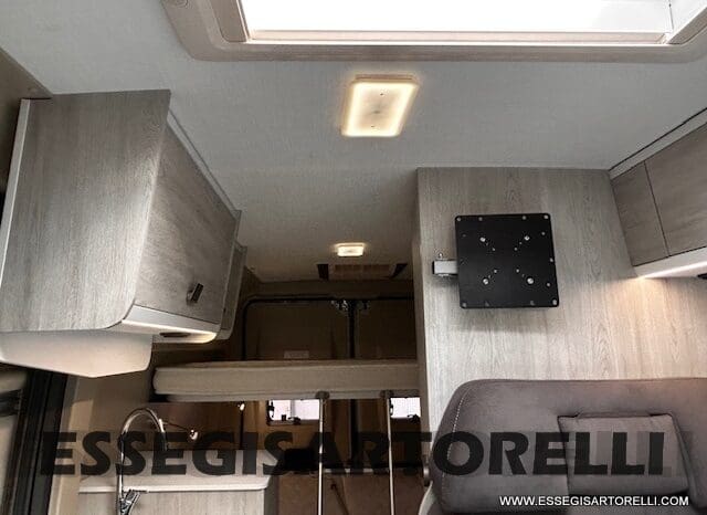 ROLLER TEAM LIVINGSTONE 5 UNIPR. VAN 599 10/2024 NEW DUCATO TRUMA DIESEL KM 3.733 pieno