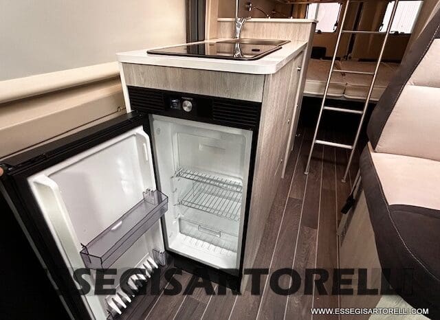 ROLLER TEAM LIVINGSTONE 5 UNIPR. VAN 599 10/2024 NEW DUCATO TRUMA DIESEL KM 3.733 pieno