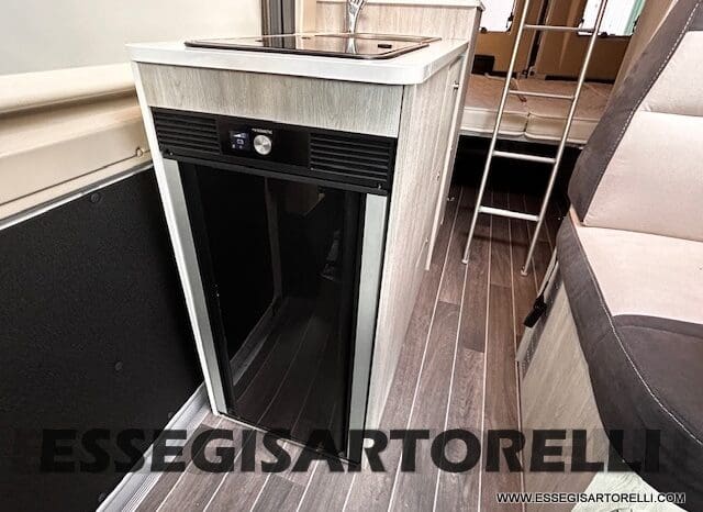 ROLLER TEAM LIVINGSTONE 5 UNIPR. VAN 599 10/2024 NEW DUCATO TRUMA DIESEL KM 3.733 pieno