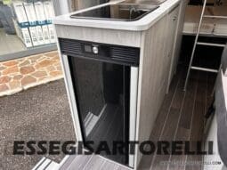 ROLLER TEAM LIVINGSTONE 5 UNIPR. VAN 599 10/2024 NEW DUCATO TRUMA DIESEL KM 3.733 pieno