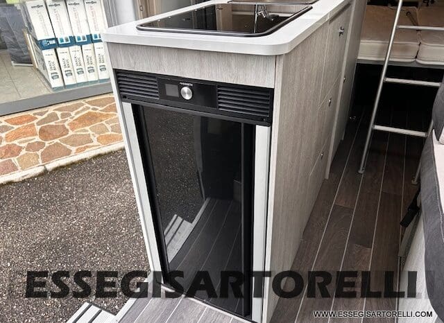 ROLLER TEAM LIVINGSTONE 5 UNIPR. VAN 599 10/2024 NEW DUCATO TRUMA DIESEL KM 3.733 pieno