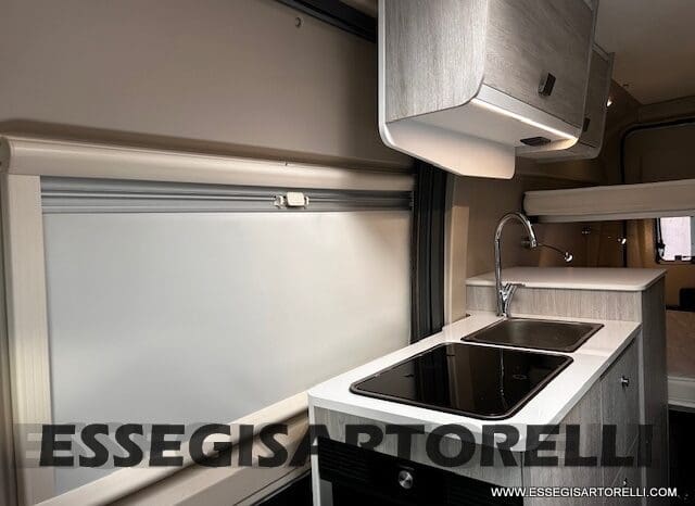 ROLLER TEAM LIVINGSTONE 5 UNIPR. VAN 599 10/2024 NEW DUCATO TRUMA DIESEL KM 3.733 pieno