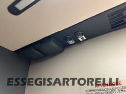 ADRIA SONIC PLUS 700 SL GARAGE LETTI GEMELLI GAMMA 2025 FARI LED E UCONNECT 10″ pieno