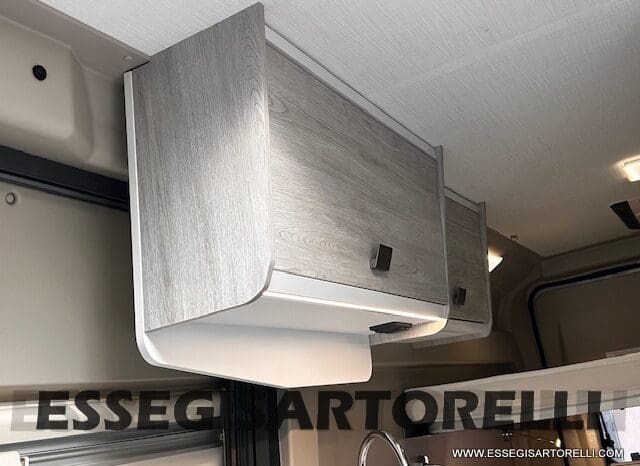 ROLLER TEAM LIVINGSTONE 5 UNIPR. VAN 599 10/2024 NEW DUCATO TRUMA DIESEL KM 3.733 pieno