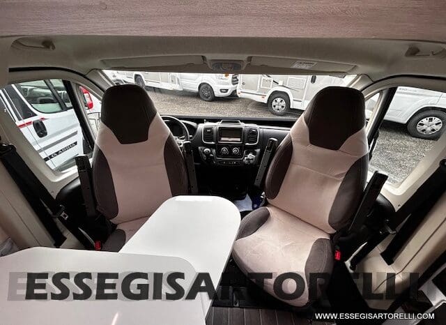 ROLLER TEAM LIVINGSTONE 5 UNIPR. VAN 599 10/2024 NEW DUCATO TRUMA DIESEL KM 3.733 pieno