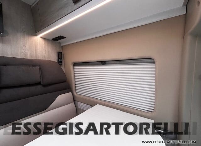 ROLLER TEAM LIVINGSTONE 5 UNIPR. VAN 599 10/2024 NEW DUCATO TRUMA DIESEL KM 3.733 pieno