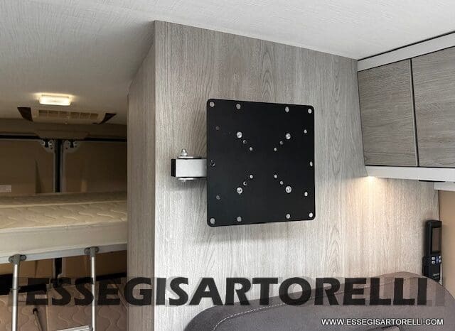 ROLLER TEAM LIVINGSTONE 5 UNIPR. VAN 599 10/2024 NEW DUCATO TRUMA DIESEL KM 3.733 pieno