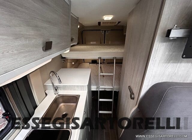 ROLLER TEAM LIVINGSTONE 5 UNIPR. VAN 599 10/2024 NEW DUCATO TRUMA DIESEL KM 3.733 pieno