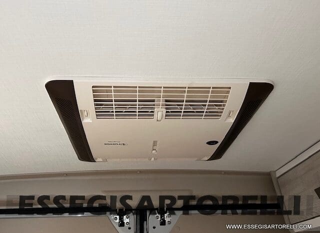 ROLLER TEAM LIVINGSTONE 5 UNIPR. VAN 599 10/2024 NEW DUCATO TRUMA DIESEL KM 3.733 pieno